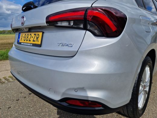 Fiat Tipo 1.0 Life - 100 Pk - Euro 6 - Navi - ParkeerCamera - AppleCarplay AndroidAuto ActivLease financial lease