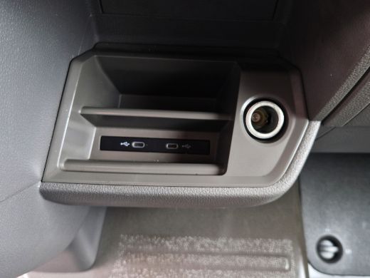 MAN TGE 35 2.0 tdi L4 H3 - 140 Pk - Euro 6 - DSG - Navi - Airco ActivLease financial lease