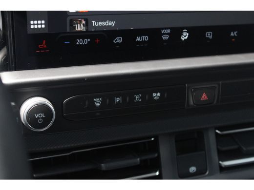 Ford Transit Custom 320 2.0 TDCI L2H1 Limited | AUTOMAAT | VOORRAAD! | TREKHAAK | CAMERA | DODE HOEK DETECTIE | ADAPT... ActivLease financial lease