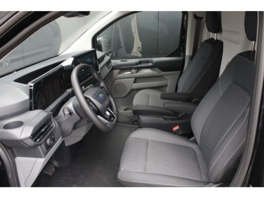 Ford Transit Custom 320 2.0 TDCI L2H1 Limited | AUTOMAAT | VOORRAAD! | TREKHAAK | CAMERA | DODE HOEK DETECTIE | ADAPT... ActivLease financial lease