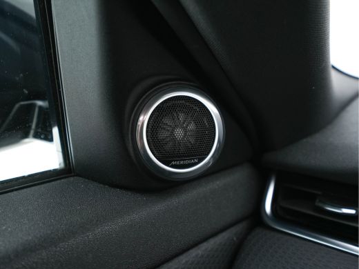 Land Rover Range Rover Evoque 2.0 P200 AWD R-Dynamic Hello Edition (INCL-BTW) *PANO | DIGI-COCKPIT | FULL-LED | WINDSOR-LEATHER... ActivLease financial lease