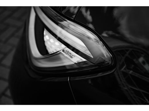 Volkswagen ID.5 Pro Business | Inclusief € 2000,- inruilvoordeel Inclusief € 2000,- inruilvoordeel  | Trekhaak | ... ActivLease financial lease