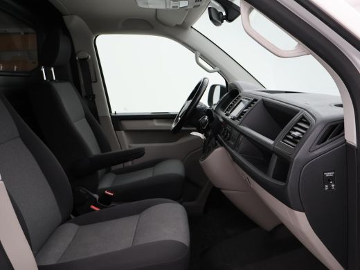 Volkswagen Transporter 2.0 TDI 150 PK DSG AUT. + APPLE CARPLAY / NAVIGATIE / DAB+ ActivLease financial lease