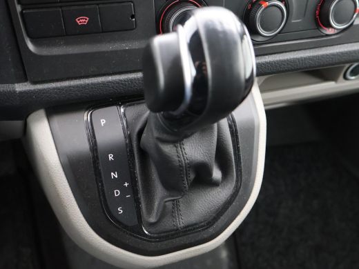 Volkswagen Transporter 2.0 TDI 150 PK DSG AUT. EURO 6 + APPLE CARPLAY / DAB+ / NAVIGATIE / CRUISE CONTROL ActivLease financial lease