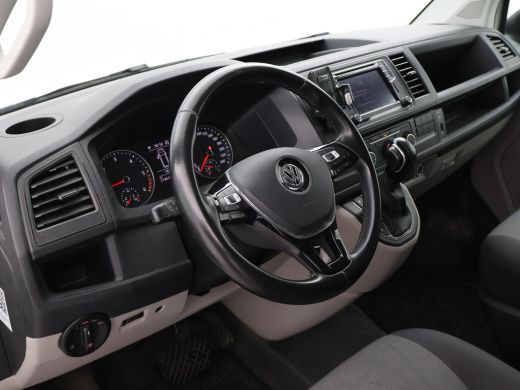 Volkswagen Transporter 2.0 TDI 150 PK DSG AUT. EURO 6 + APPLE CARPLAY / DAB+ / NAVIGATIE / CRUISE CONTROL ActivLease financial lease
