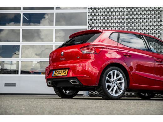 Seat Ibiza 1.0 EcoTSI FR Business Connect | Adapt. Cruise | Camera | Alcantara Stoelen ActivLease financial lease