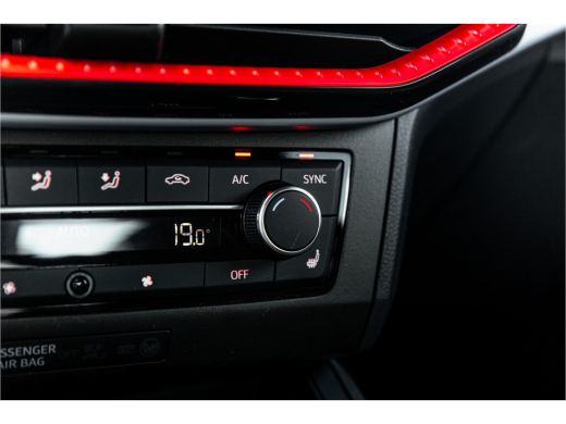 Seat Ibiza 1.0 EcoTSI FR Business Connect | Adapt. Cruise | Camera | Alcantara Stoelen ActivLease financial lease