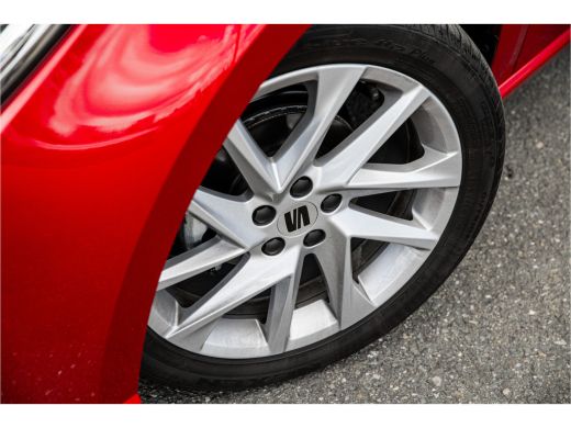 Seat Ibiza 1.0 EcoTSI FR Business Connect | Adapt. Cruise | Camera | Alcantara Stoelen ActivLease financial lease