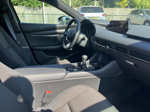 Mazda 3 2.0 e-SkyActiv-G M Hybrid 150 Exclusive-line | Ap­ple Car­Play & An­droid Auto™ | Camera | Radar-... ActivLease financial lease