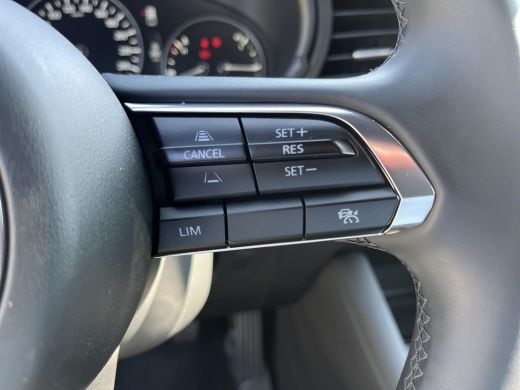 Mazda 3 2.0 e-SkyActiv-G M Hybrid 150 Exclusive-line | Ap­ple Car­Play & An­droid Auto™ | Camera | Radar-... ActivLease financial lease