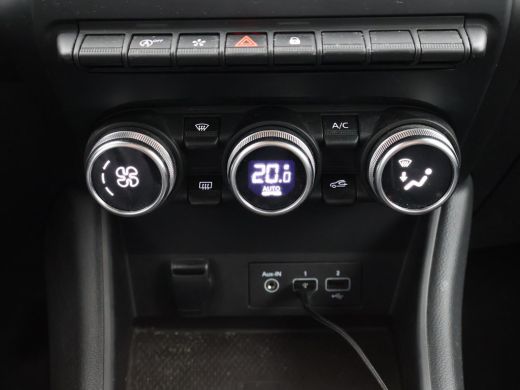 Renault Captur 1.0 TCe 100 PK INTENS + APPLE CARPLAY / SFEERVERLICHTING / TREKHAAK ActivLease financial lease