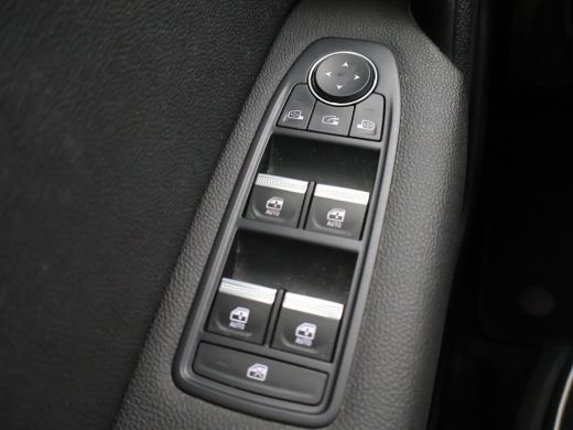 Renault Captur 1.0 TCe 100 PK INTENS + APPLE CARPLAY / SFEERVERLICHTING / TREKHAAK ActivLease financial lease