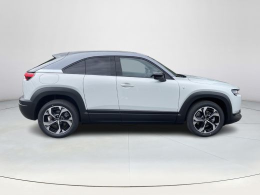 Mazda MX-30 e-SkyActiv R-EV 170 Advantage | Plug-in Hybrid | NIEUW | DIRECT LEVERBAAR | AUTOMAAT | ActivLease financial lease