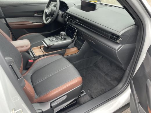 Mazda MX-30 e-SkyActiv R-EV 170 Advantage | Plug-in Hybrid | NIEUW | DIRECT LEVERBAAR | AUTOMAAT | ActivLease financial lease