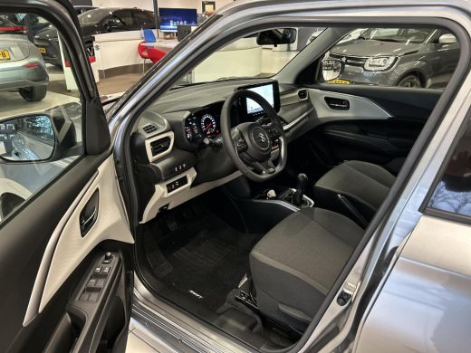 Suzuki Swift 1.2 Style Smart Hybrid ActivLease financial lease