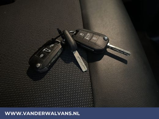 Peugeot Expert 2.0 BlueHDI 122pk L3H1 Euro6 # Airco | Apple Carplay | Navigatie | Camera | Cruisecontrol Parkeer... ActivLease financial lease
