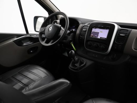 Renault Trafic 1.6 dCi L2H1 DUBBEL CABINE + NAVIGATIE / 17" LMV / TREKHAAK / AIRCO ActivLease financial lease
