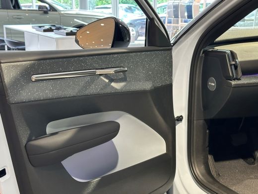 Volvo  EX30 Twin Motor Performance Ultra | 360° Camera | Harman Kardon | Panoramadak | Adaptieve Cruise Contr... ActivLease financial lease