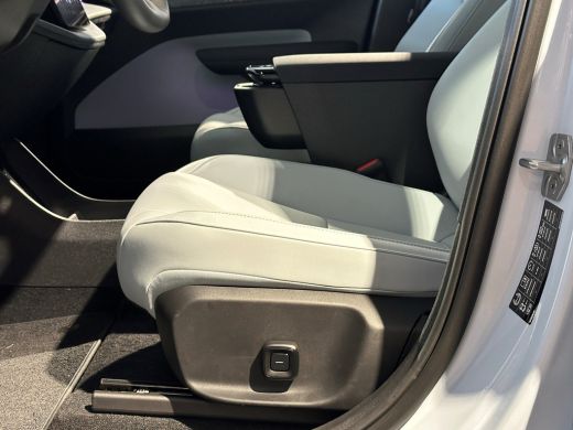 Volvo  EX30 Twin Motor Performance Ultra | 360° Camera | Harman Kardon | Panoramadak | Adaptieve Cruise Contr... ActivLease financial lease