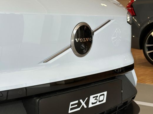 Volvo  EX30 Twin Motor Performance Ultra | 360° Camera | Harman Kardon | Panoramadak | Adaptieve Cruise Contr... ActivLease financial lease
