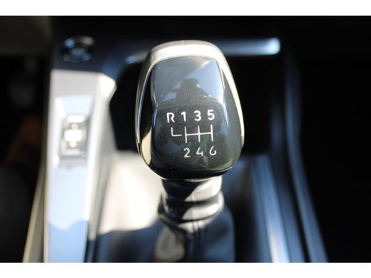Peugeot 308 SW 1.2 PureTech Allure ActivLease financial lease