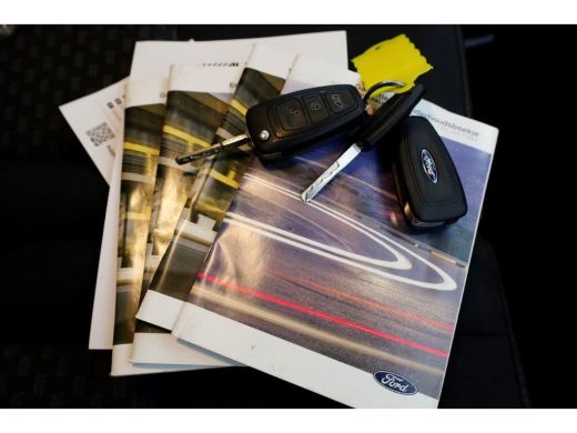 Ford Transit Custom 2.0 TDCI 130pk L2H1 Trend Camera/Carplay 06-2022 ActivLease financial lease