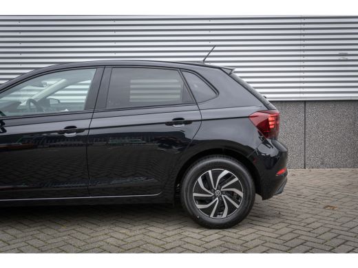 Volkswagen Polo Volkswagen Life Edition Inclusief € 2000,- inruilvoordeel + €1500,- korting Inclusief €2000,- inr... ActivLease financial lease