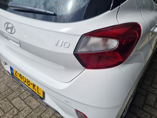 Hyundai i10 1.0 Premium | Climate Control | Cruise Control | Achteruitrijcamera | Navigatie | Apple Carplay | ActivLease financial lease