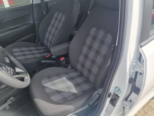 Hyundai i10 1.0 Premium | Climate Control | Cruise Control | Achteruitrijcamera | Navigatie | Apple Carplay | ActivLease financial lease