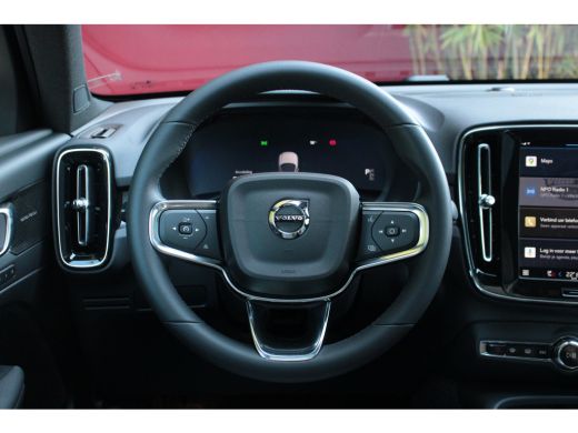 Volvo  C40 Single Motor Extended Range Ultimate 82 kWh | Tailored Wool | Adaptive Cruise | 360 Camera | Pano... ActivLease financial lease