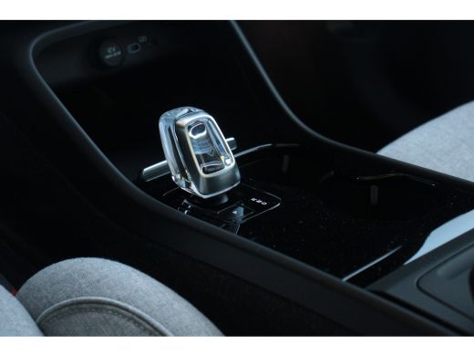 Volvo  C40 Single Motor Extended Range Ultimate 82 kWh | Tailored Wool | Adaptive Cruise | 360 Camera | Pano... ActivLease financial lease