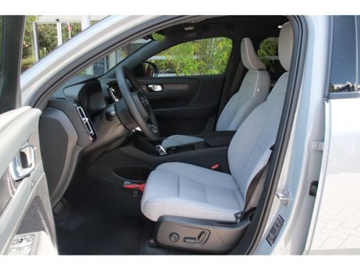 Volvo  C40 Single Motor Extended Range Ultimate 82 kWh | Tailored Wool | Adaptive Cruise | 360 Camera | Pano... ActivLease financial lease