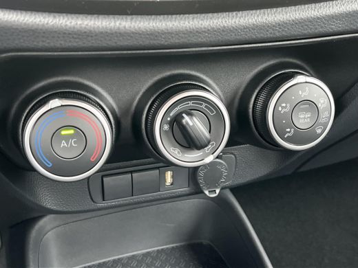 Toyota Aygo X 1.0 VVT-i MT Play Toyota Aygo X 1.0 VVT-i MT play | Demonstratie auto | CarPlay | Android Auto | ACC ActivLease financial lease