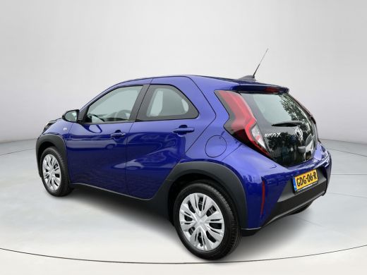 Toyota Aygo X 1.0 VVT-i MT Play Toyota Aygo X 1.0 VVT-i MT play | Demonstratie auto | CarPlay | Android Auto | ACC ActivLease financial lease