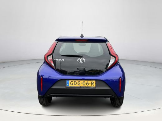 Toyota Aygo X 1.0 VVT-i MT Play Toyota Aygo X 1.0 VVT-i MT play | Demonstratie auto | CarPlay | Android Auto | ACC ActivLease financial lease