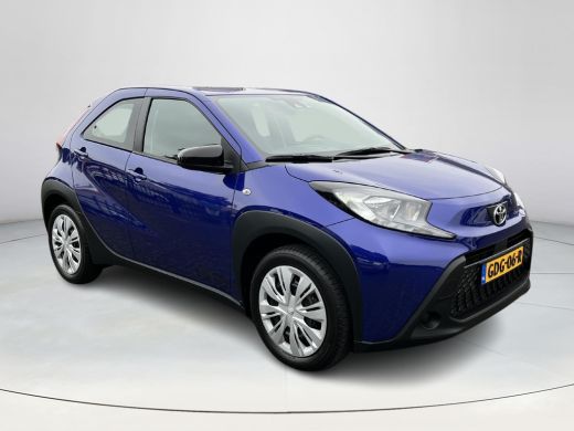 Toyota Aygo X 1.0 VVT-i MT Play Toyota Aygo X 1.0 VVT-i MT play | Demonstratie auto | CarPlay | Android Auto | ACC ActivLease financial lease
