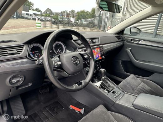 Skoda Superb 1.4 TSI iV Business Edition Plus BOMVOL ActivLease financial lease