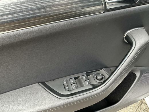 Skoda Superb 1.4 TSI iV Business Edition Plus BOMVOL ActivLease financial lease