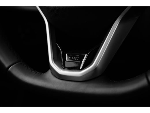 Volkswagen Polo R-Line Business Inclusief €2000,- inruilvoordeel | | 'App-Connect' draadloze smartphone integrati... ActivLease financial lease