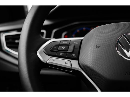 Volkswagen Polo R-Line Business Inclusief €2000,- inruilvoordeel | | 'App-Connect' draadloze smartphone integrati... ActivLease financial lease