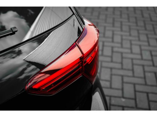 Volkswagen Polo R-Line Business Inclusief €2000,- inruilvoordeel | | 'App-Connect' draadloze smartphone integrati... ActivLease financial lease