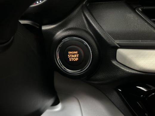 Suzuki Swift 1.2 Select Smart Hybrid ActivLease financial lease