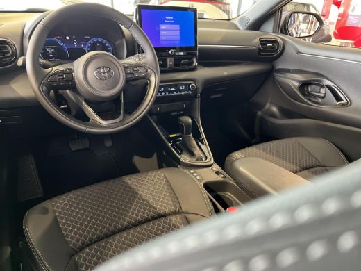 Toyota Yaris 1.5 Hybrid 130 Executive | Nieuw te bestellen | ActivLease financial lease