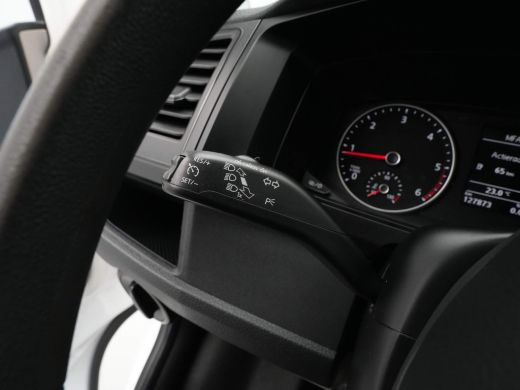 Volkswagen Transporter 2.0 TDI L2H1 Trendline 102pk Navigatie Camera Cruise Kunstleder 2x Schuifdeur ActivLease financial lease
