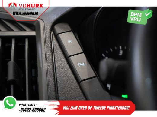Ford Transit 2.0 TDCI 130 pk Aut. L3H3 Trend NL Auto/ Carplay/ Camera/ Cruise/ PDC/ Trekhaak/ Navi/ Airco ActivLease financial lease