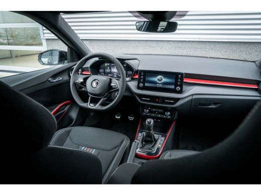 Skoda Fabia ŠKODA Monte Carlo | Achteruitrijcamera | Cruise control met speedlimiter | Interieur "Monte Carlo... ActivLease financial lease