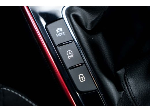 Skoda Fabia ŠKODA Monte Carlo | Achteruitrijcamera | Cruise control met speedlimiter | Interieur "Monte Carlo... ActivLease financial lease