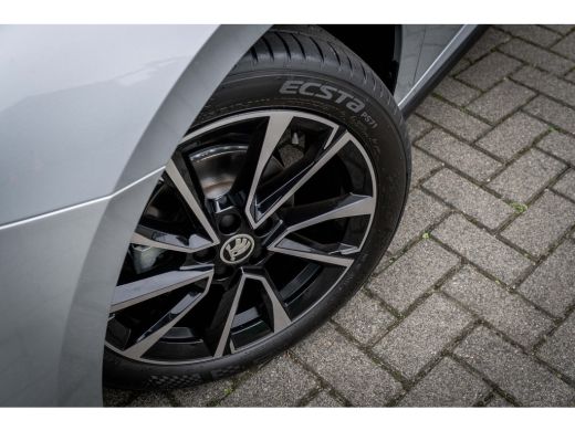 Skoda Fabia ŠKODA Monte Carlo | Achteruitrijcamera | Cruise control met speedlimiter | Interieur "Monte Carlo... ActivLease financial lease