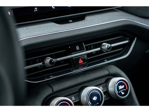 Skoda Kodiaq ŠKODA Business Edition | Achteruitrijcamera | Crew Protect Assist | Cruise control met speedlimiter ActivLease financial lease