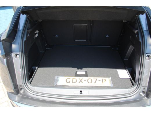 Peugeot 3008 1.2 Hybrid 136 Allure Pack Business Navigatie, stoelverwarming ,achteruitrijcamera, parkeersensor... ActivLease financial lease